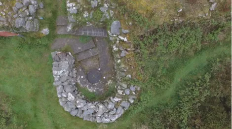 Fig. 8: Another view of the well with the Paps in   the background (wide angle; pic. FA, May 2017) 