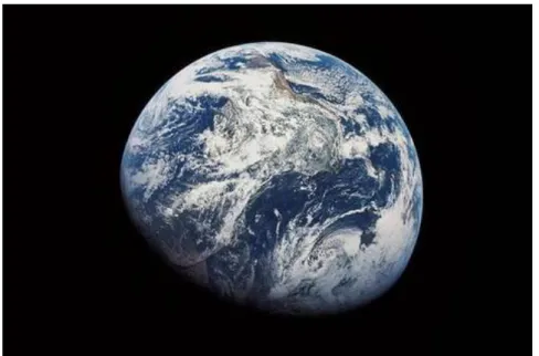 Figure 1.7.: Photo de la Terre [http ://www.futura-sciences.com]