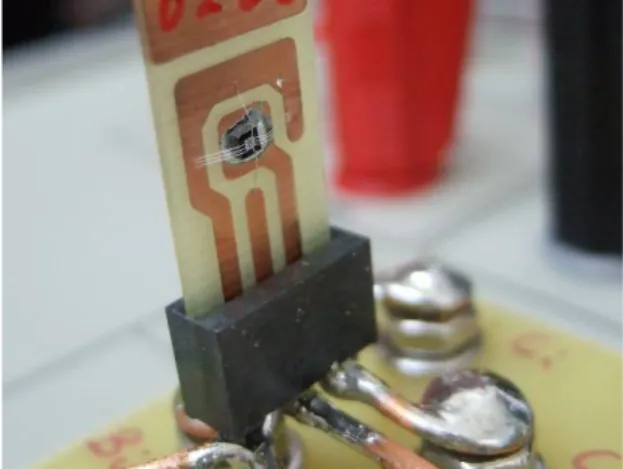 Fig. 5: SiC GTO thyristor with a 3-step JTE  attached to a PCB based package and bonded  with 50 µm Al wires