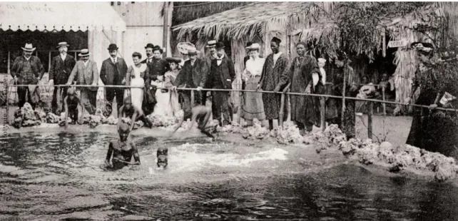 Figure 5 : Le bassin du « village sénégalais». Exposition universelle de Liège, carte postale, héliotypie, 1905 