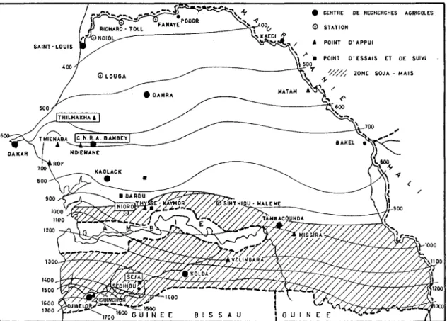 Figure 1 carte géographique du Sénégal précisant l'itplantation des essais, des isohyètes (1930 à 1960) et de la zone de culture du soja et du lais.
