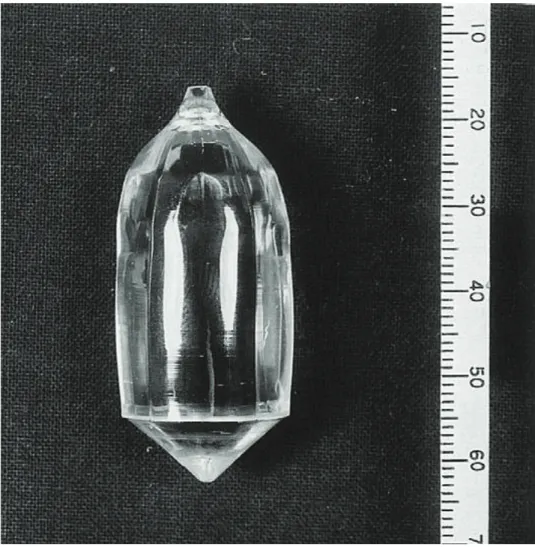 Figure I.2. Photograph of the as-grown Lu 1.5 Y 1.5 Al 5 O 12  single crystal [42] 