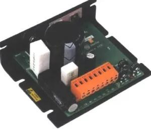 Figure 4: The  XP02-115AC-Q  model  DC  motor driver by  Minarik  Drives  allows for  an external  analog  signal of 0 to  5V to be  used to control the  motor speed