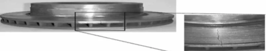 Fig. I.23 : Observation d’une fissure radiale de la bordure extérieure du disque jusqu’au bol 