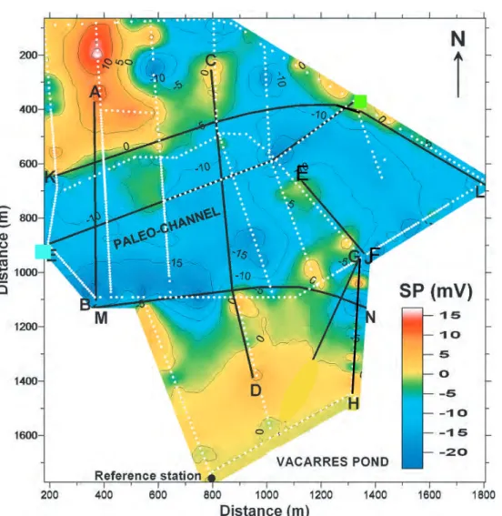 Fig. 1.4  Carte des mesures de potentiel spontané d'apr ès Revil et al. (2005). Les