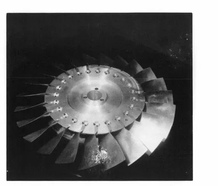 Figure  2(a):  Side  view  of  23 blade  transonic rotor  for  Gas Turbine  Laboratory  Transonic  Blowdown  Facility.