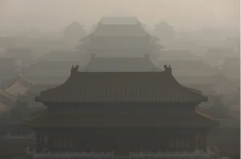 Figure 2-2. Haze over the Forbidden City in Beijing on December 20, 2016. (McCann, 2016)