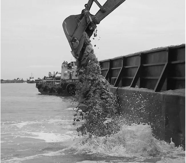 Figure 3-1: Photograph of a back hoe type dredge, which is an example of a point release  (photo: Z