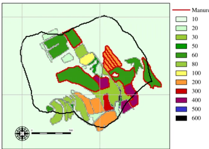 Fig. 2. Extraction coefficients map of the study watershed. Units: [µg l −1 ]. Regularly manured areas outlined in red