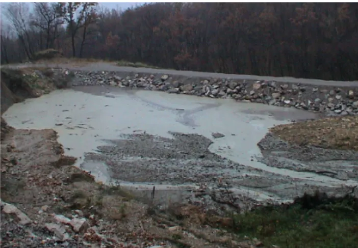 Figure 6: The “Lake of Mud” before (A) and after (B) the mud broke the barrier and  flowed further downstream