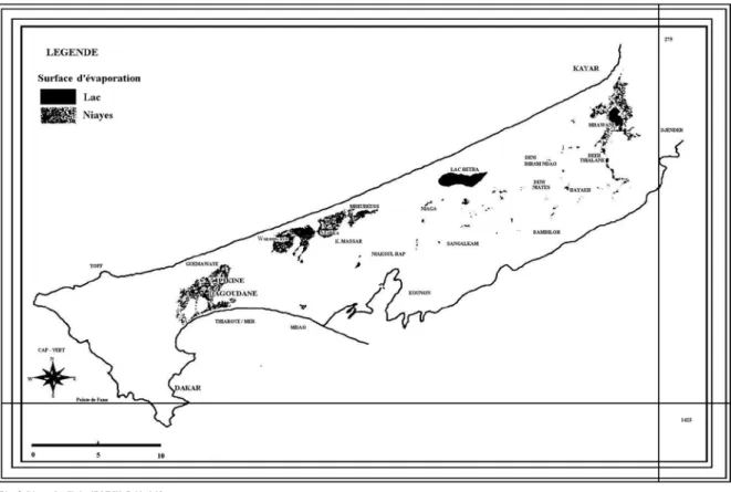 Figure 3 : Carte de localisation des Niayes et lacs dans la Presqu’île du Cap-Vert définie dans                     Arc/Info 