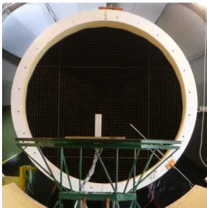 Fig. 12 Support platform and model in front of the VKI L1 wind tunnel contraction