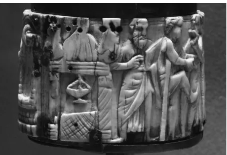 Fig. 3: Ivory pyxis from La Vôute-Chilhac, Louvre OA 5524 a, detail: 