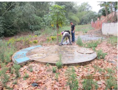 Foto 1. Inspección sanitaria del sistema de tratamiento de aguas residuales. 