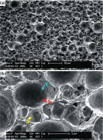 Fig. 6. Optical microscopy image of TDCB solder joint during the fracture test performed at a displacement rate of 0.0035 mm s 1 , showing the development of plastic wrinkles in the bulk solder.