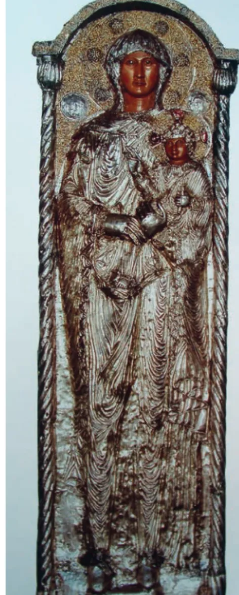 Fig. 9. Icono de la Virgen en relieve,   finales del siglo  xiii . Treviso,   Monasterio della Visitazione