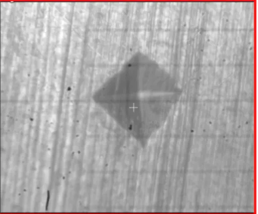 Fig IV.27 micrographie pour  mesurer la nouvelle dureté de la  couche  superficielle modifiée Après l’usinage