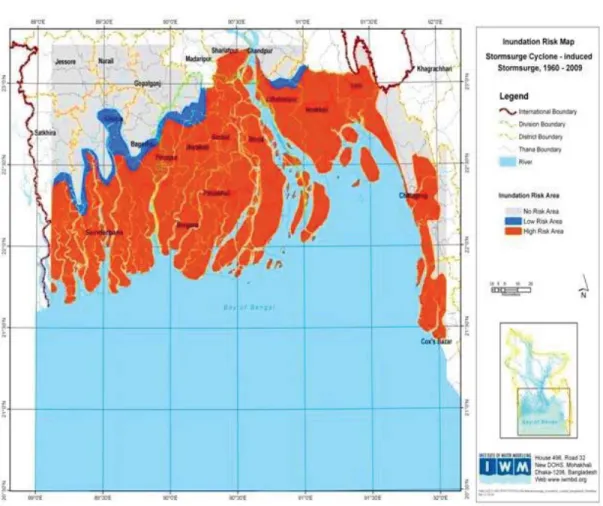Figure 3.4and Figure 3.5 show the inundation risk  exposure map of  Bangladesh, as measured by the  potential maximum inundation depths from the  sim-ulations, under the baseline and the climate change 