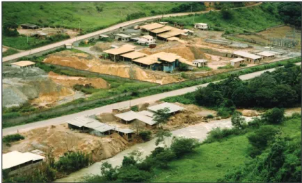 Figure 10: Mineral  processing plants  in the Rio Calera  valley in Portovelo,  Ecuador