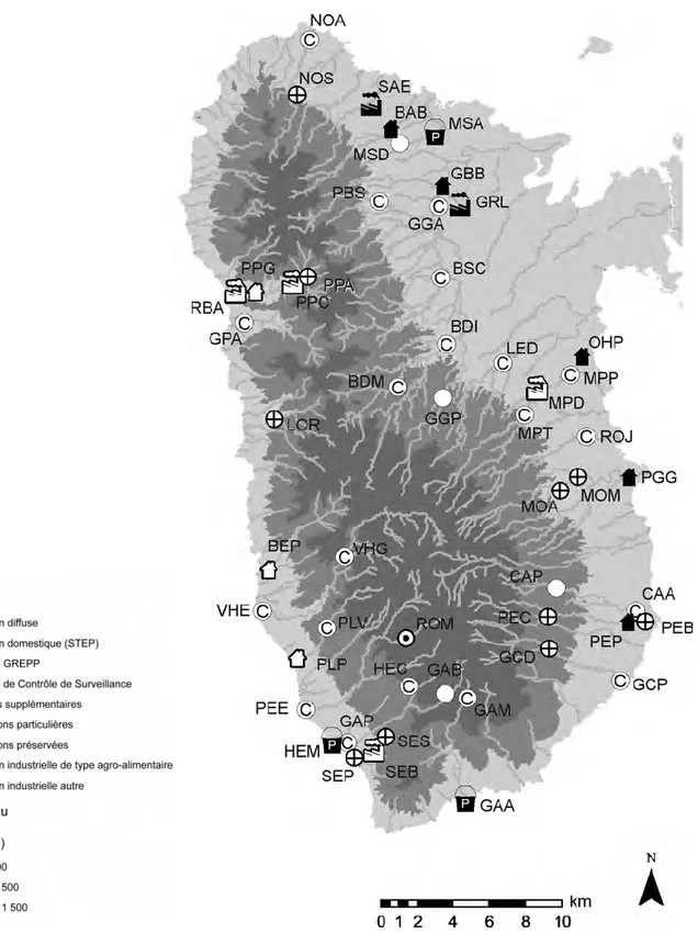 Figure  6.  Carte  de  la  Basse-Terre  -  localisation  des  stations  du  réseau  de  contrôle  de  surveillance et des stations complémentaires 