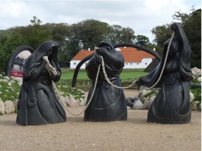 Figure 1 : Les Trois Nornes, Centre viking de Ribe au Danemark. 