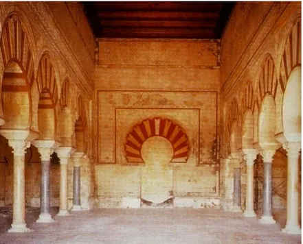 Figure 06 : Salle de Abderrahmane III , Madinat al-Zahra  Source : Art et Civilisations de l’Islam, p.232 