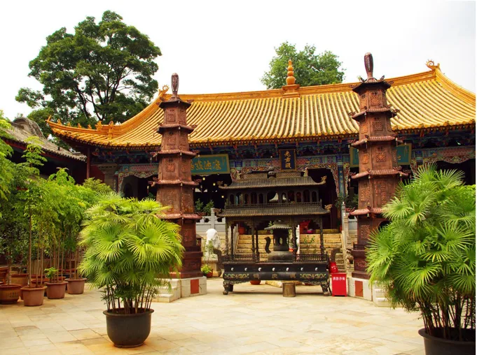 Figure 2 :  ​Temple taoïste Mont Wudang,  ​ Chine 