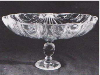 Figure 2 : Coupe en forme de coquille, Milan, 