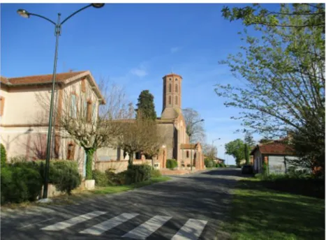 Illustration 13: Le hameau de la mairie traversé par le ''boulevard'' de  Montastruc