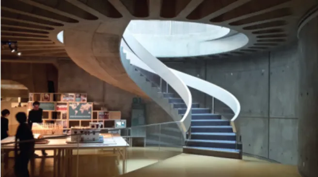 Fig. 14: Exposition «ArchéoTERRA» au  Musée Gallo-Romain de Lyon, le contenu  s’imisce dans cette architecture Moderne  remarquable de Bernard Zehrfuss