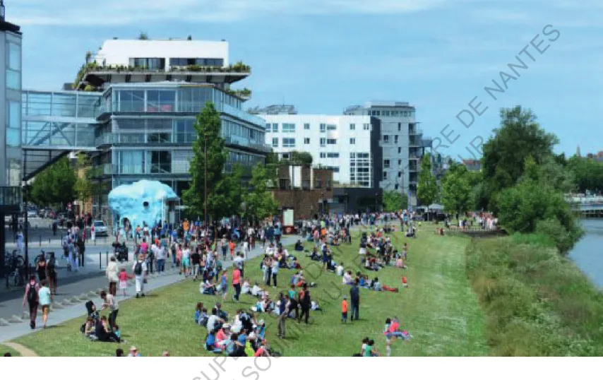 Figure 2. Photographie du parvis de l’école d’architecture de Nantes, © Vincent Jacques/Samoa     (Source : http://www.batiactu.com/images/auto/620-465-c/20160303_154309_nantes3ok.jpg) ECOLE  NATIONALE  SUPERIEURE  D'ARCHITECTURE  DE  NANTES DOCUMENT SOUMIS AU DROIT D'AUTEUR