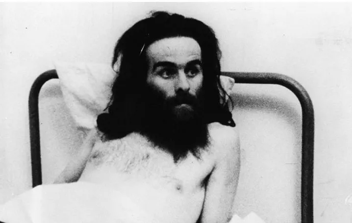 Fig. 6 Image: La mort de Bobby Sands: http://i.telegraph.co.uk/multimedia/archive/ 01363/1981_1363759a.jpg 