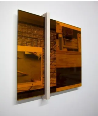 Figure A1 : L. Rocher, Capture d’écran 7.09.18, 12 x 14 po, verre teintée, impression jet  d’encre sur papier mat, plexiglass, bois, 2018