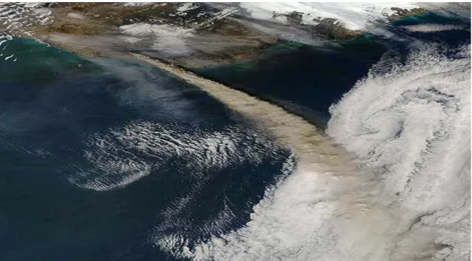Figure 1 : une trace prise par le satellite Earth Observing-1 de la fameuse éruption du  volcan islandais Eyjafjallajokull en 2010 