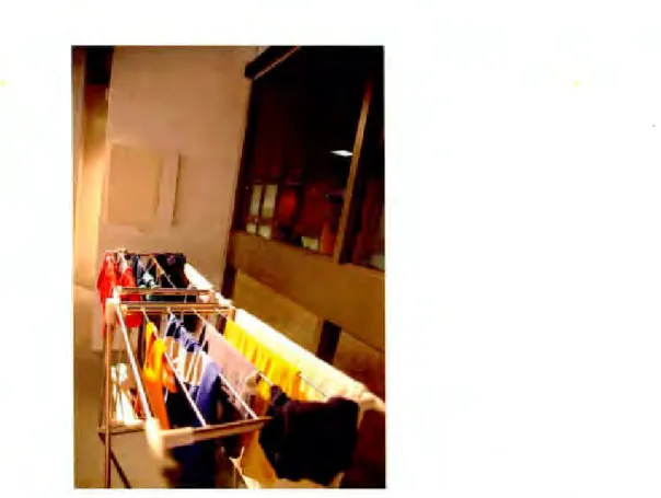Figure  1.9  Mathieu,  I.  (2013-2014). Atelier de Peintres.  [Installations].  Montréal  :  CDFx,  Centre  de  diffusion  et d'expérimentation des étudiants de  la Maîtrise en  arts visuels et médiatiques et  Underdog  BoxingGym