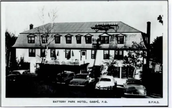 Figure 4.11  Battery Park Hotel,  Gaspé,  P .Q., années 1950 (BAnQ, co ll ection  nu mérique,  cartes  pos ta l es,  CP  025050 