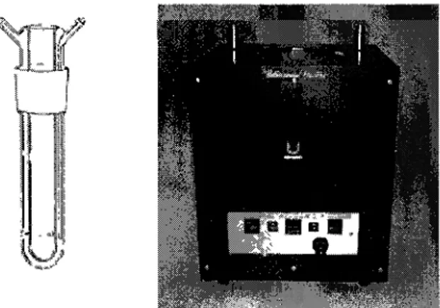Figure 8 Représentation d'une cellule typique pour l'irradiation des TV-chlorolactames (gauche) et du 
