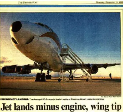 Figure 1.4 : En 1992, un cargo parvient à atterrir après avoir perdu un réacteur et un morceau d’aile sous  l’effet d’une turbulence extrême 