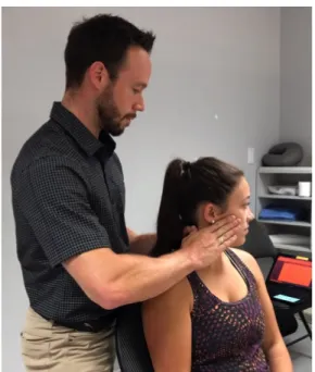 Figure 1a : C1-C2 SNAG manual therapy technique 