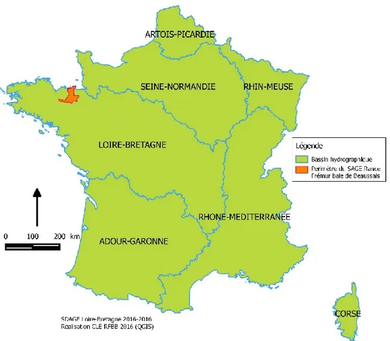 Figure  1.2  Bassins  hydrographiques  français  (métropole)  et  SAGE  RFBB  (inspiré  de :  Comité  de  bassin Loire-Bretagne, 2016, p