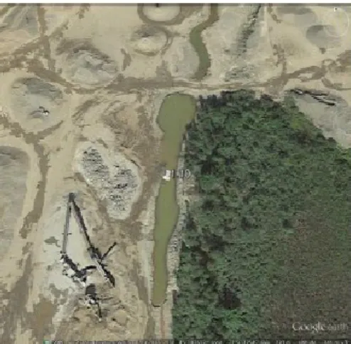 Figure 3.2 Étang situé dans une carrière au nord du sous-bassin Durrell (Google Earth)  En ce qui concerne les étangs sans lien hydrologique, un mauvais aménagement risque de nuire à la  qualité  de  l’eau  souterraine  en  s’y  vidant  selon  le  mode  de