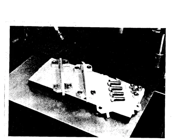 Figure 3.4 Guides anti-flambages