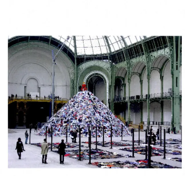 Figure  A.3  Personnes  de  Christian  Boltanski  présenté  dans  le  cadre  de  la  Monumenta  (Grand Palais),  janvier et février 2010, Paris