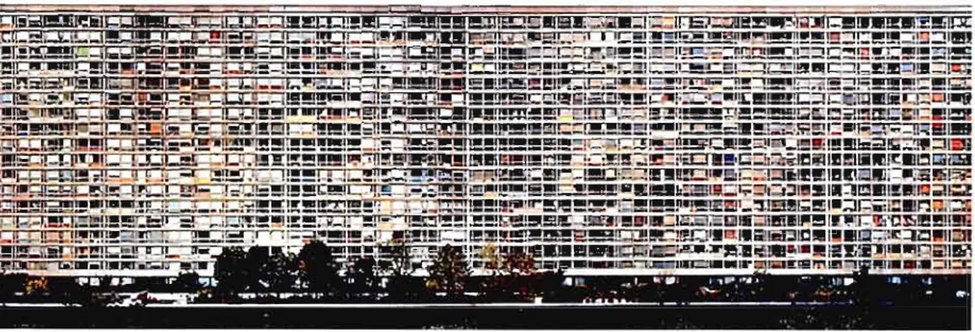 Figure  1.6  Gursky, Andreas,  Paris Montparnasse,  1993, épreuve  photographique chromogène,  207  x 422 cm 