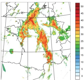 Figure 2.8. – Image composite de réﬂectivité radar du réseau ARAMIS, le 3 novembre 2011 à 21 h UTC (unité : dBZ).
