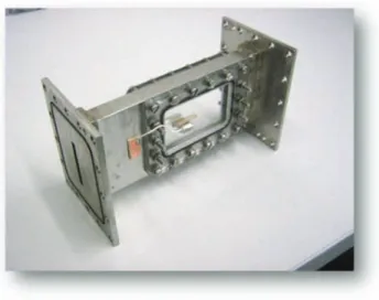 FIG. 3. Photograph of the bubble generator mounted in the stainless steel test section
