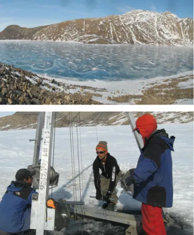 Figure 5 (bas) : Extraction des carottes de sédiments pour  notre étude.