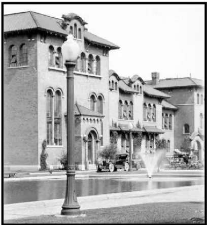 Figure 1 : Photographie de l’usine de filtration Atwater dans les années 1930  Source : (Ville de Montréal, gestion des documents et archives, années 1930 ) 