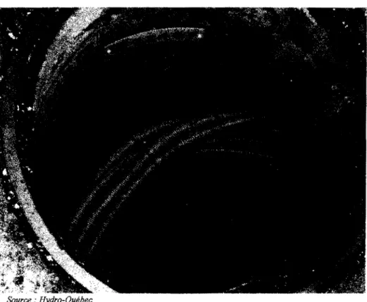 Figure 4.1 Vue en plongée dans  un  puits d'accès 