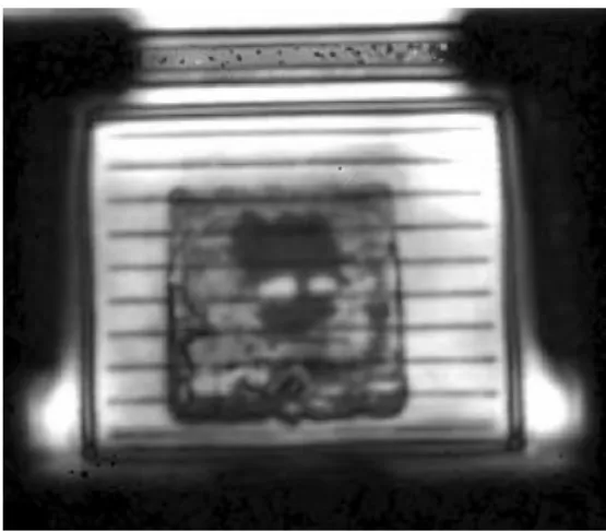 Figure 16 : Fissures du joint de brasure sur une structure TRIAC après 50 000 cycles de température (I 0  = 18 A, T C  = 130 